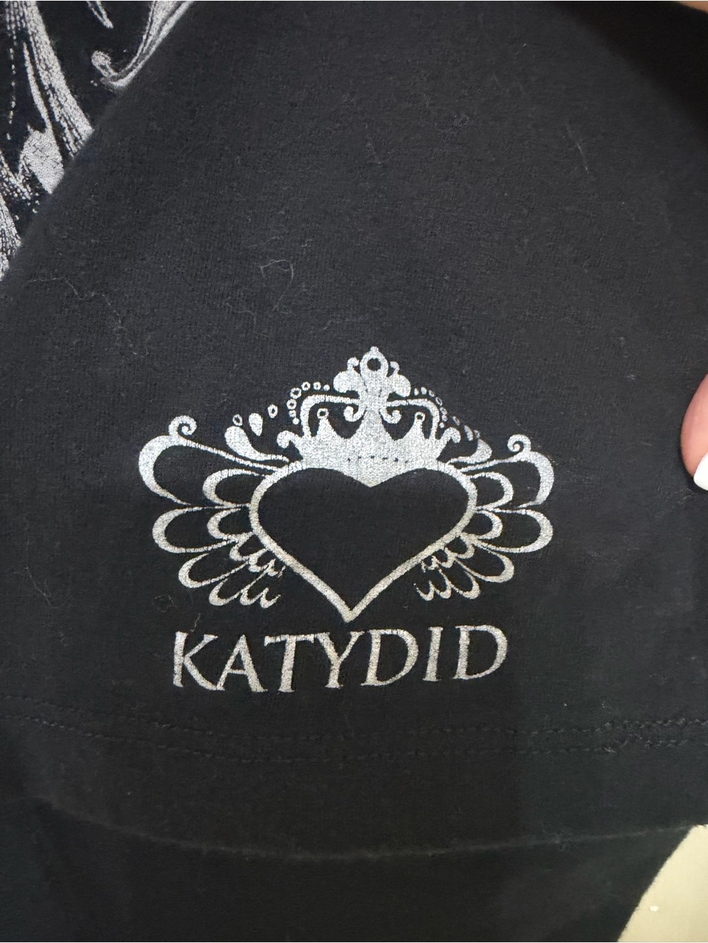 Katydid Cowgirl Black Lace-Sleeve V-Neck Top with Red Rose Graphic - Women’s 2XL - Picture 12 of 12